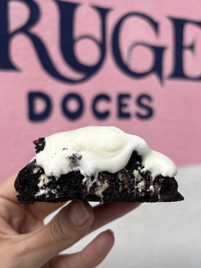 Fachada da loja Bruge Doces na Vila Sofia